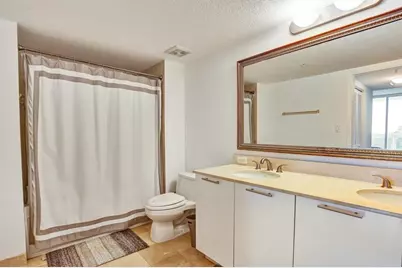 1800 N Bayshore Drive #1610, Miami, FL 33132 - Photo 13