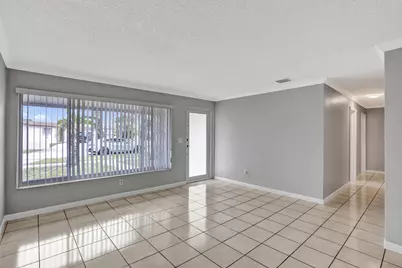7200 W 14th Avenue, Hialeah, FL 33014 - Photo 9