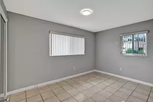 7200 W 14th Ave, Hialeah, FL 33014 - Photo 23