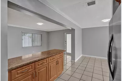 7200 W 14th Avenue, Hialeah, FL 33014 - Photo 15