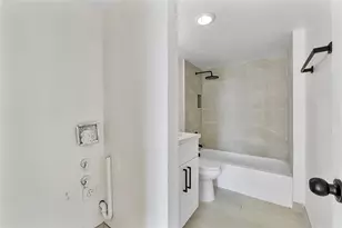 4174 Inverrary Dr, Lauderhill, FL 33319 - Photo 19