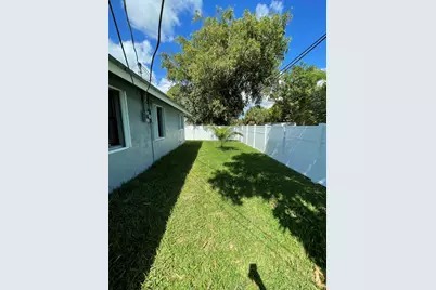 378 NW 2nd Way, Deerfield Beach, FL 33441 - Photo 7