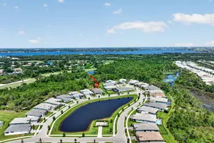 2341 SE Canopy Cove Ln, Port Saint Lucie, FL 34984 - Photo 5