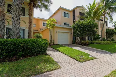 2807 Veronia Drive #103, Palm Beach Gardens, FL 33410 - Photo 1
