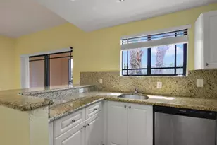 2807 Veronia Dr, Palm Beach Gardens, FL 33410 - Photo 15