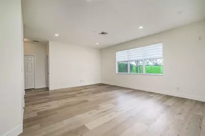 19364 S Whitewater Avenue, Weston, FL 33332 - Photo 15