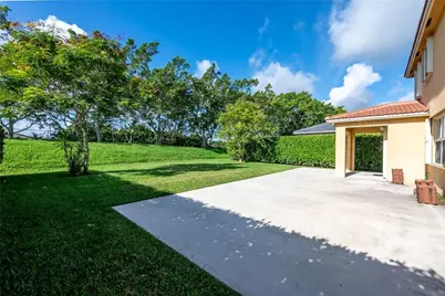 19364 S Whitewater Avenue, Weston, FL 33332 - Photo 35