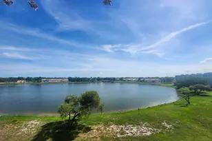 8600 N Sherman Circle N, Miramar, FL 33025 - Photo 9
