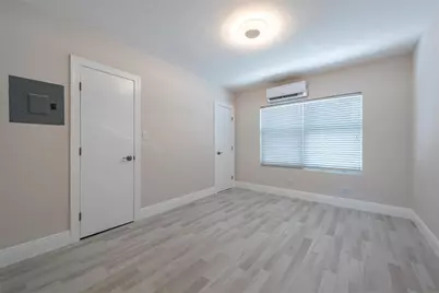 628 NE 8th Ave #2, Fort Lauderdale, FL 33304 - Photo 9