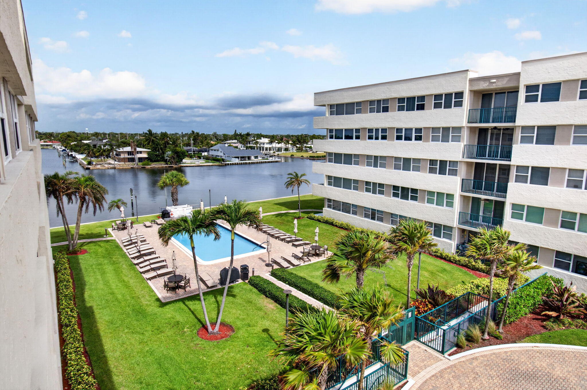 1236 Hillsboro Mile #406 - 1236 Hillsboro Mile #406, Hillsboro Beach, FL 33062 Luxury Property | Jose Angel Pina