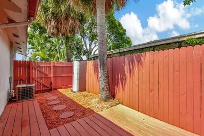 614 Holly Drive #1, Palm Beach Gardens, FL 33410 - Photo 15