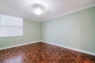 109 Lake Emerald Dr, Oakland Park, FL 33309 - Photo 13