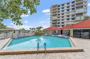 5480 N Ocean Dr, Singer Island, FL 33404 - Photo 35