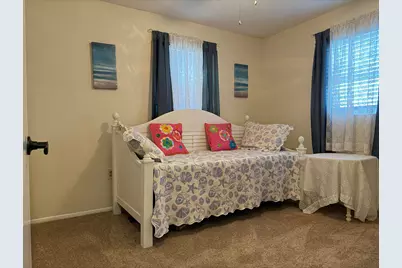 310 SW 20th Ave Avenue SW, Vero Beach, FL 32962 - Photo 13