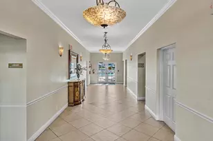 10 Colonial Club Dr, Boynton Beach, FL 33435 - Photo 23