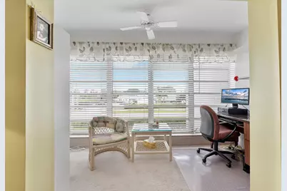 2401 Del-Aire Boulevard E #201, Delray Beach, FL 33445 - Photo 9