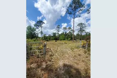 4450 Pioneer 9th Street, Clewiston, FL 33440 - Photo 3