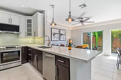 1741 NE 4th Avenue #F5, Fort Lauderdale, FL 33305 - Photo 3