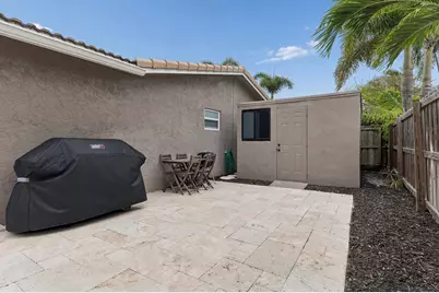 282 NE 27th Court, Boca Raton, FL 33431 - Photo 23