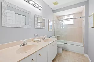 12781 Yardley Dr, Boca Raton, FL 33428 - Photo 27