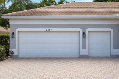 2534 SW Manor Hill Drive, Palm City, FL 34990 - Photo 15