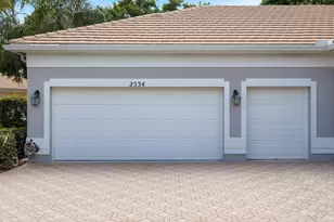 2534 SW Manor Hill Dr, Palm City, FL 34990 - Photo 15