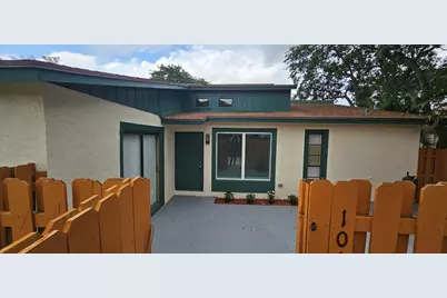 1016 Manor Drive #5c, Palm Springs, FL 33461 - Photo 1