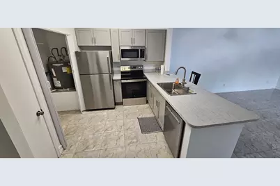 1016 Manor Drive #5c, Palm Springs, FL 33461 - Photo 11