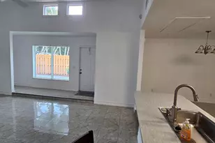 1016 Manor Dr, Palm Springs, FL 33461 - Photo 9