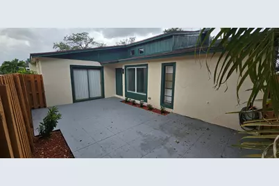 1016 Manor Drive #5c, Palm Springs, FL 33461 - Photo 3