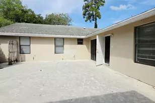 1157 Hyacinth Pl, Wellington, FL 33414 - Photo 3