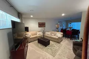 22 Colonial Club Dr, Boynton Beach, FL 33435 - Photo 5