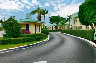 22 Colonial Club Dr, Boynton Beach, FL 33435 - Photo 37
