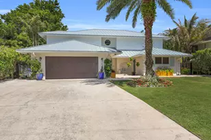 14138 Leeward Way, Palm Beach Gardens, FL 33410 - Photo 5