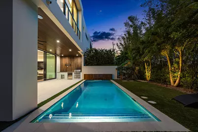 320 NE Wavecrest Way, Boca Raton, FL 33432 - Photo 25
