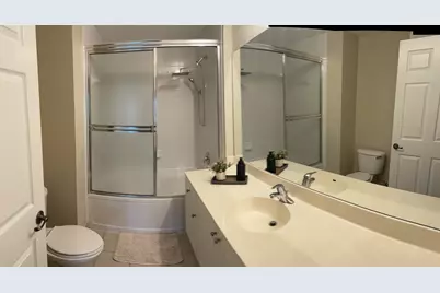 2805 Veronia Drive #104, Palm Beach Gardens, FL 33410 - Photo 13