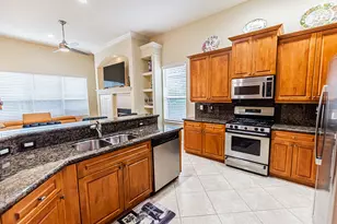 431 NW Coolwater Ct, Port Saint Lucie, FL 34986 - Photo 5