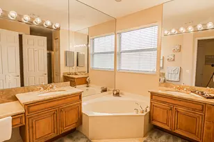 431 NW Coolwater Ct, Port Saint Lucie, FL 34986 - Photo 9