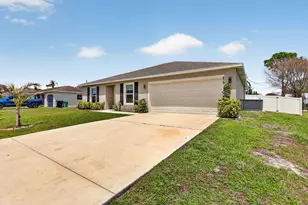 479 SW Holden Terrace, Port Saint Lucie, FL 34984 - Photo 3