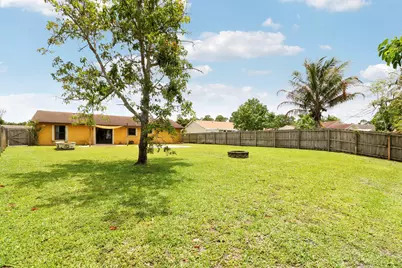 144 Bilbao Street, Royal Palm Beach, FL 33411 - Photo 33