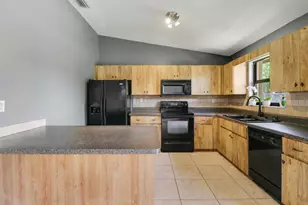 144 Bilbao St, Royal Palm Beach, FL 33411 - Photo 15