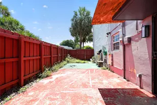 251 NE 142nd St, Miami, FL 33161 - Photo 5