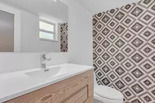 4025 N Federal Hwy N, Oakland Park, FL 33308 - Photo 9