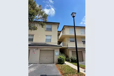 2040 Greenview Shores Boulevard #221, Wellington, FL 33414 - Photo 3