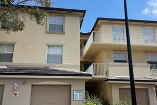 2040 Greenview Shores Blvd, Wellington, FL 33414 - Photo 3