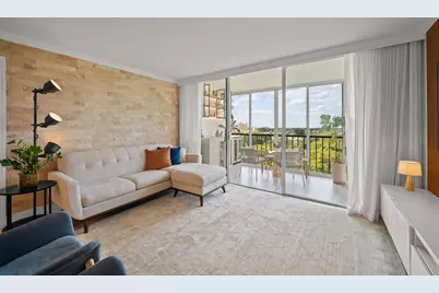 16300 Golf Club Road, Weston, FL 33326 - Photo 7
