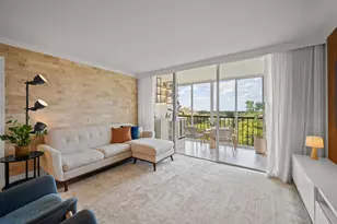 16300 Golf Club Rd, Weston, FL 33326 - Photo 7