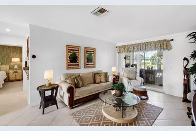 2533 Dudley Dr #Unit E, West Palm Beach, FL 33415 - Photo 11