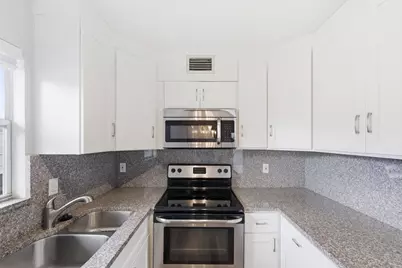 756 Flanders P, Delray Beach, FL 33484 - Photo 11