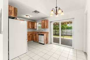 105 Banyan Cir, Jupiter, FL 33458 - Photo 15